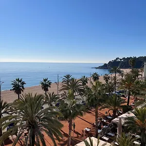 mediterranean-apartment-in-lloret-de-mar-next-to-the-sea.catalonia-hotels.com/
